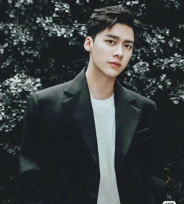 李易峰|李易峰被爆之前“到处用替身”,果然,不认真的人迟早会露出马脚