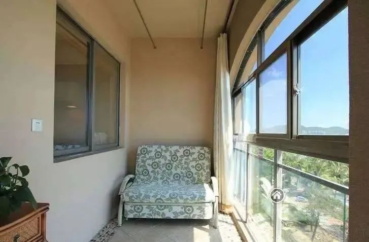 阳台到底要不要吊顶？很多家庭都做错了，现在看还来得及！