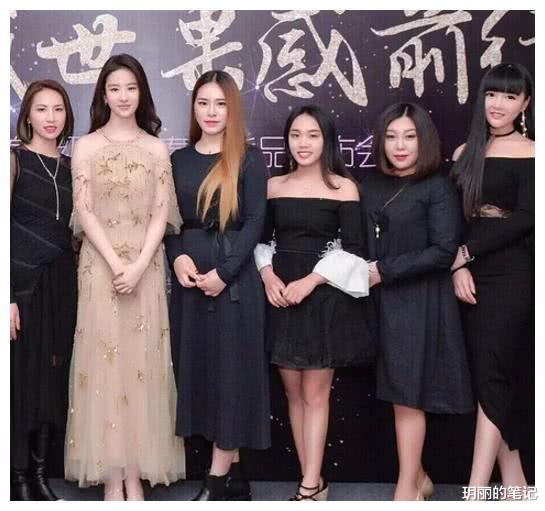 陈瑶|看脸1米5看腿1米7，长着“萝莉脸”的5位高挑女星，个个叫人羡慕