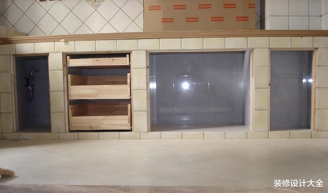 定做整体橱柜要2万，真黑！瓦工做个砖砌橱柜3千多搞定，超耐用！