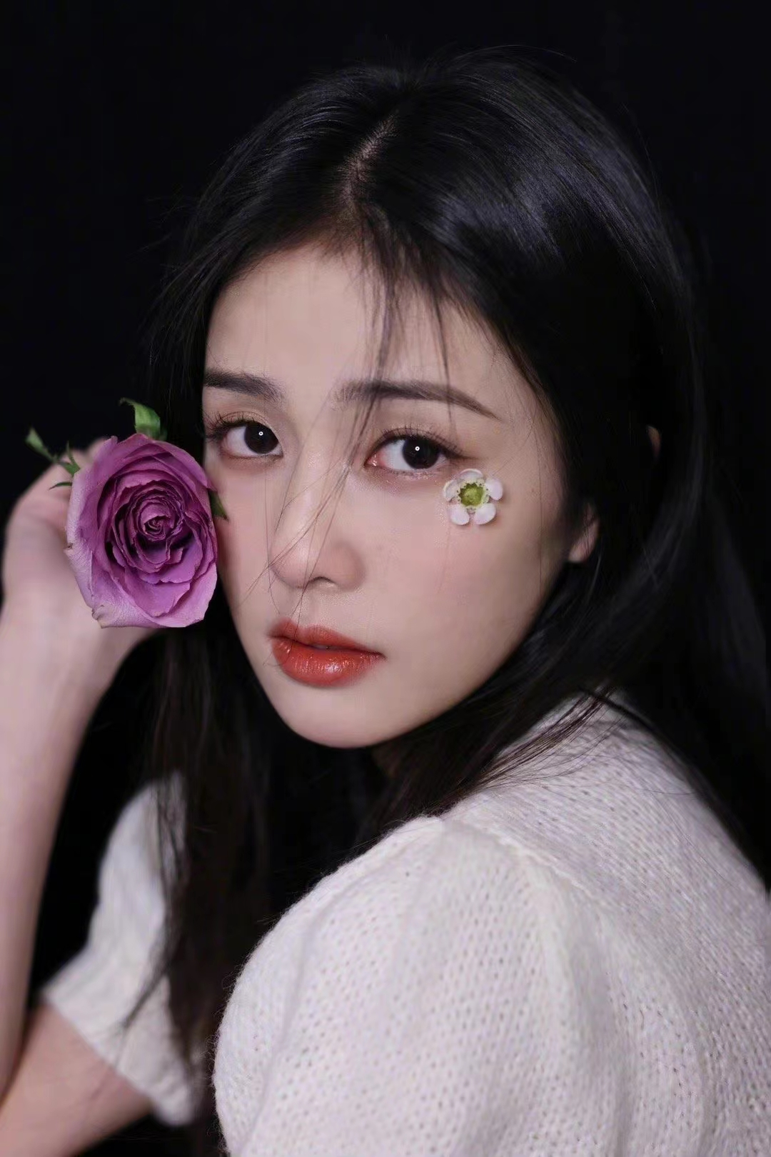 白梦妍|当红小花高考祝福引争议,满分150却祝考生考100分,评论区已沦陷