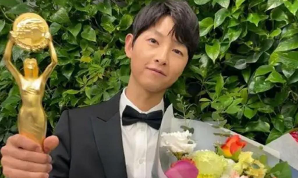 宋仲基|离婚3年,宋仲基与宋慧乔的差距一目了然,原来一切早有预兆