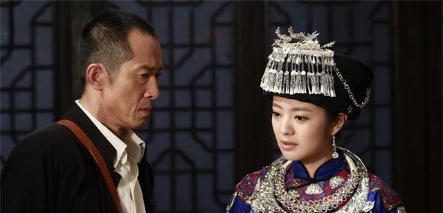 薇娅|最美压寨夫人杨炳莲,用电脑技术复原18岁长相,容貌让网红羞愧