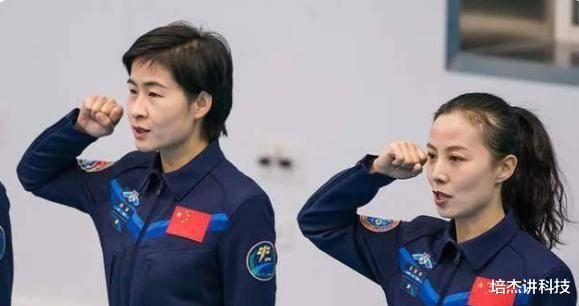女宇航员在太空怎么保护隐私?在太空6个月,付出的代价太大