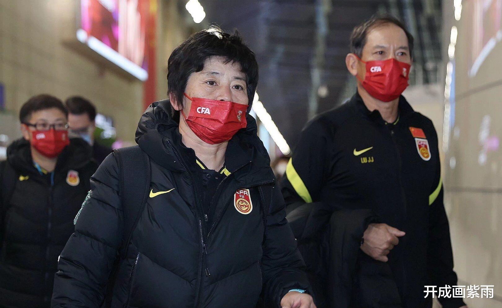 中国女足|0-2，3-2！水庆霞神换人，中国女足问鼎亚洲杯！央视：史诗级逆转