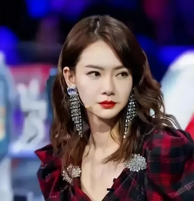 戚薇|2015年，李承铉给女儿取字，戚薇说：“不能这样取，会笑话的。”