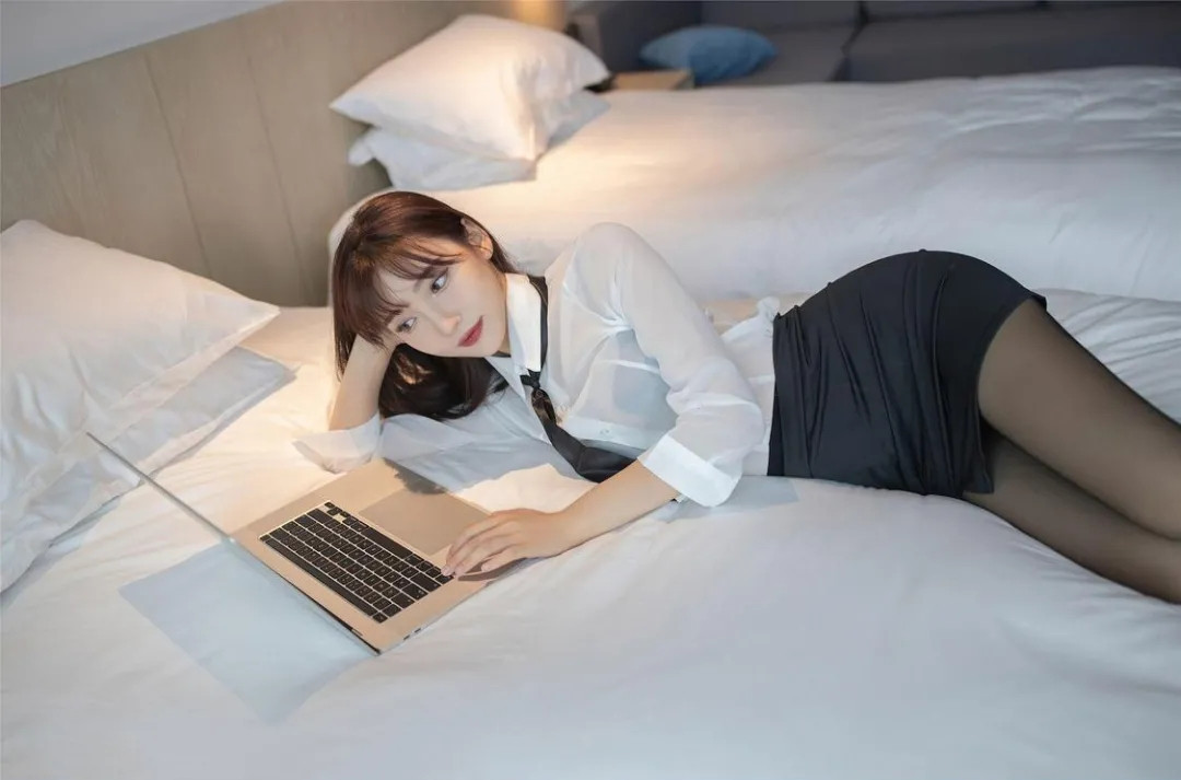 树先生聊情感 男人喜欢“黑丝美女”，其实源于男人的内心需求，并非“恋物癖”