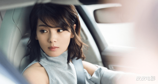 电视剧|真没想到，保守了6年的刘涛，2022一开年，就打出一副“王炸”