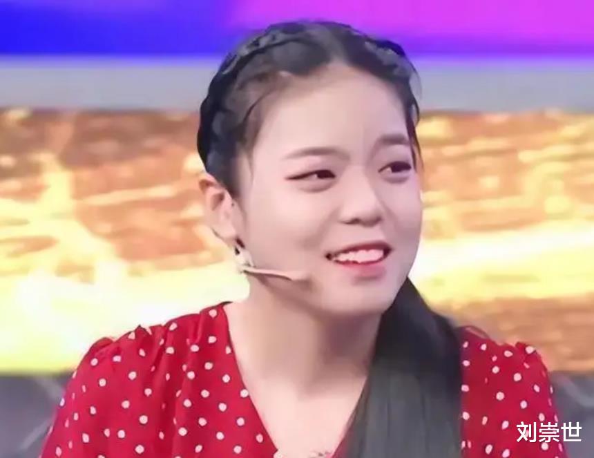 1997年男子捡一瘫痪女婴，19年后没钱看病，女孩7幅画卖了4.58万