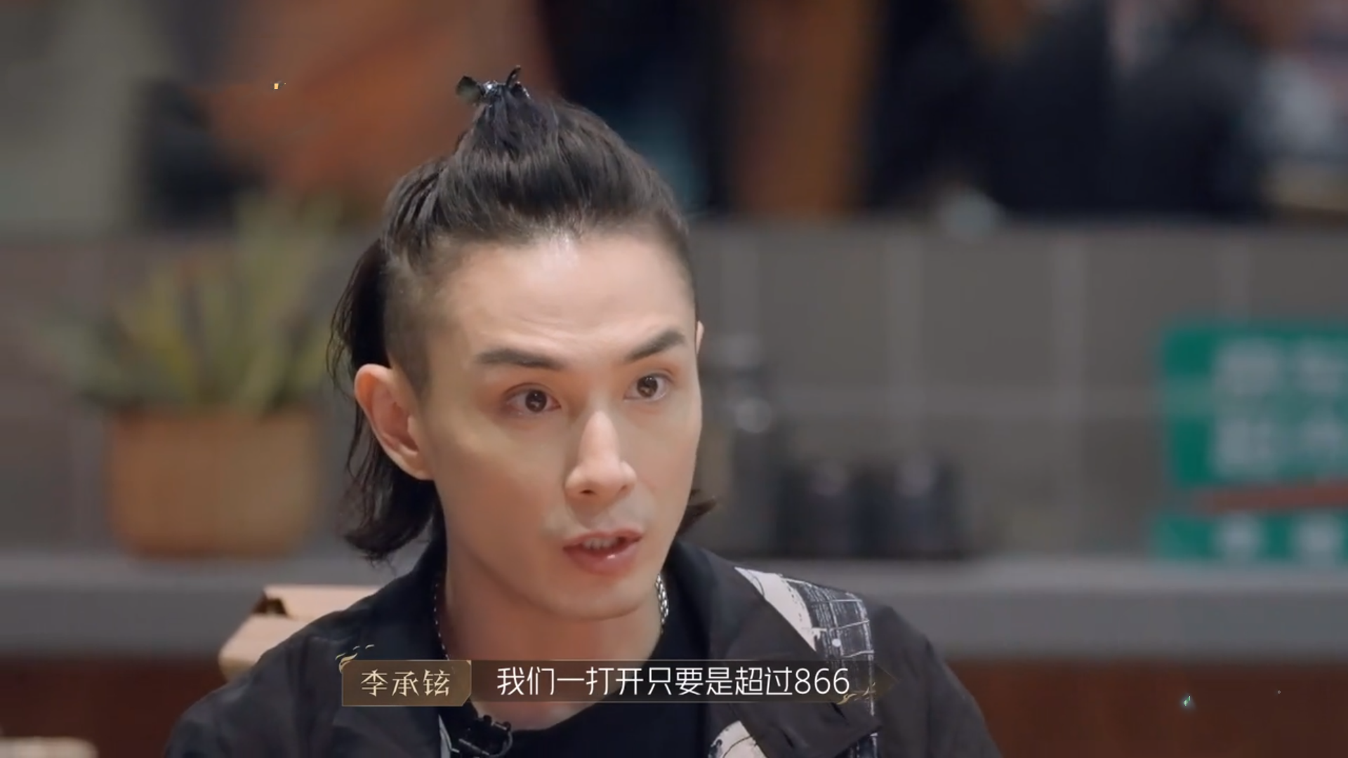 陈小春|《披哥2》吴克群组卫冕，陈小春组的淡定，却给节目暗留隐患