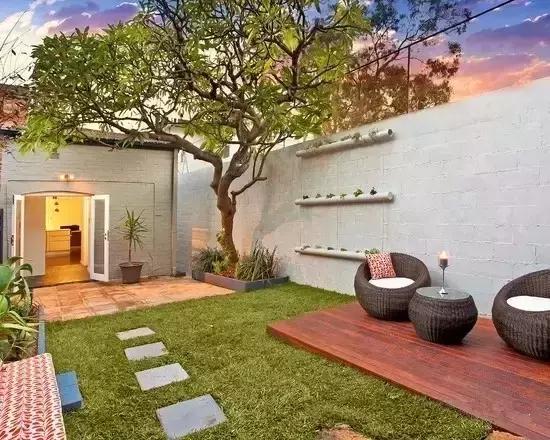 露台装成这样,一看就是个土豪,这样的露台谁不想要一个呢?