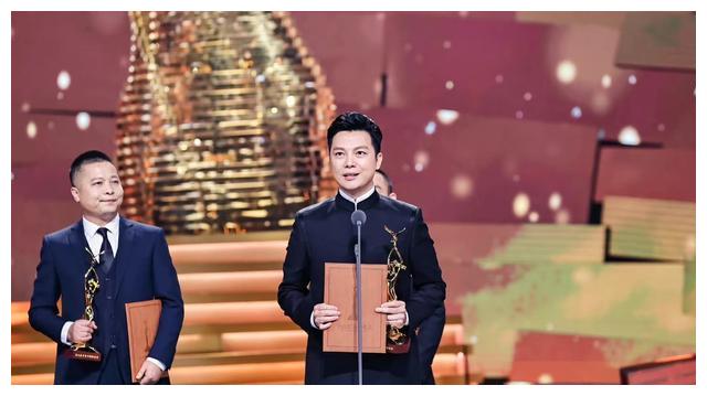 知情人曝2023春晚主持人阵容，任鲁豫尼格买提加盟，董卿再度落选
