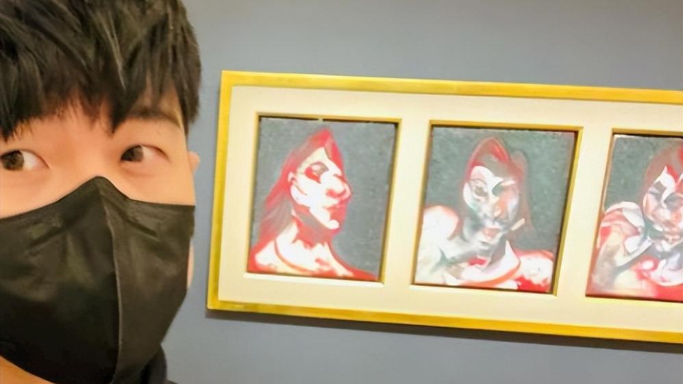 周杰伦|周杰伦带5岁儿子赏画，“密欧哥”长高不少，被赞是未来艺术家