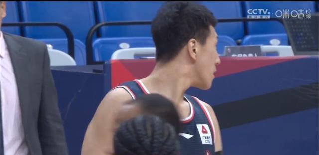 广东男篮|易建联缺阵！威姆斯任骏飞发威，广东男篮51-37同曦队