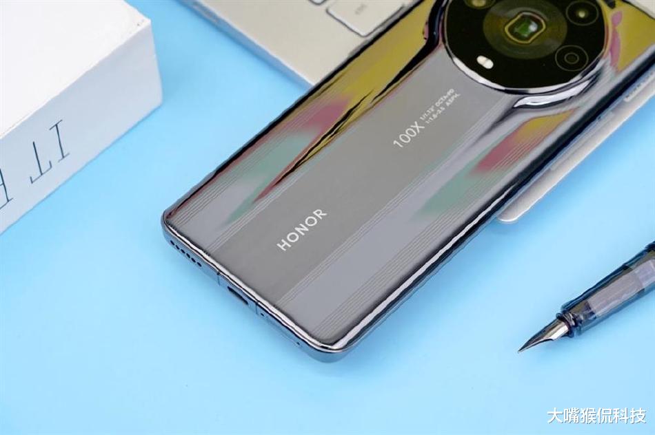oppo reno|荣耀中端手机市场产品香不香？为什么逐渐开始没有热度了？