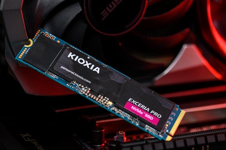 固态硬盘|换上铠侠EXCERIA Pro SE10固态硬盘,3A游戏大作瞬间开启