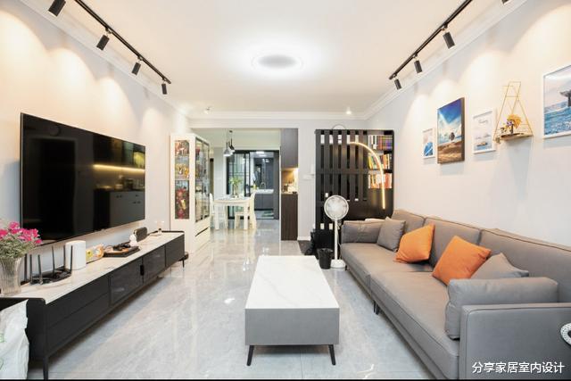 75平现代简约风格,不做电视墙不安装吊顶,装修花了14W太值得了