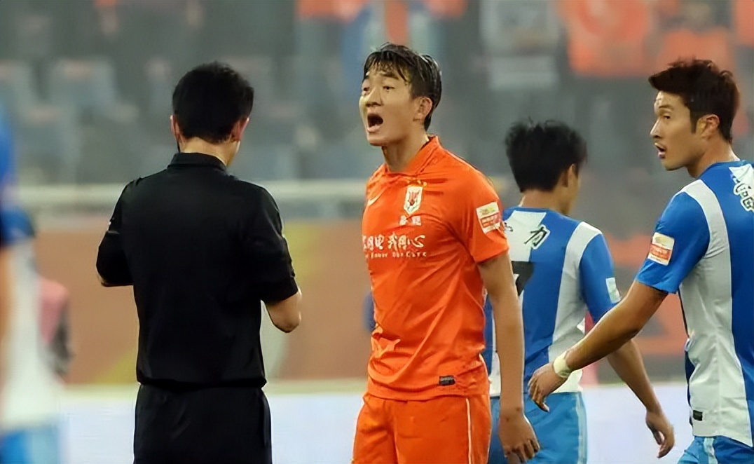 戴琳|媒体人:戴琳半夜和有比赛时开直播是不务正业!退役后再刷存在感吧