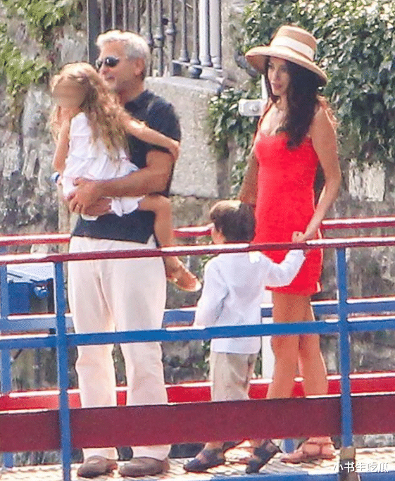 乔治·克鲁尼|帅到老的克鲁尼：二婚娶小17岁娇妻变成痴情丈夫，56岁喜得龙凤胎