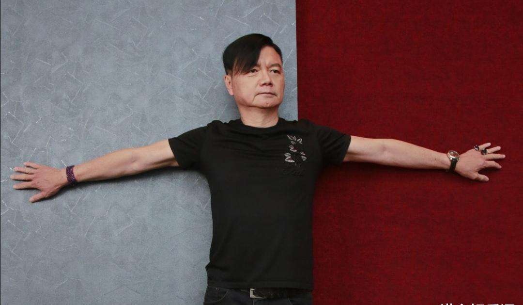打麻将|63岁港星自爆离婚原因：因为前妻通宵打麻将