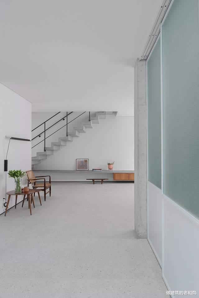 简洁立面的住宅：随处渗透着阳光和通风，是普通人建房的最佳参考