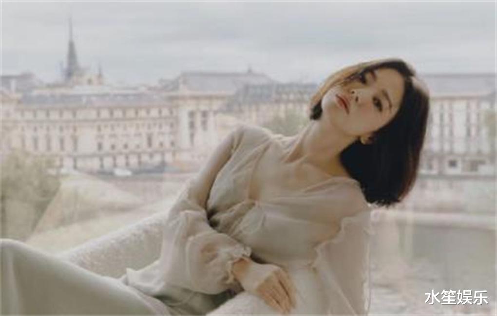 宋慧乔|韩剧《荣耀》官宣，宋慧乔年龄引热议，乔妹出道那年男主仅1岁