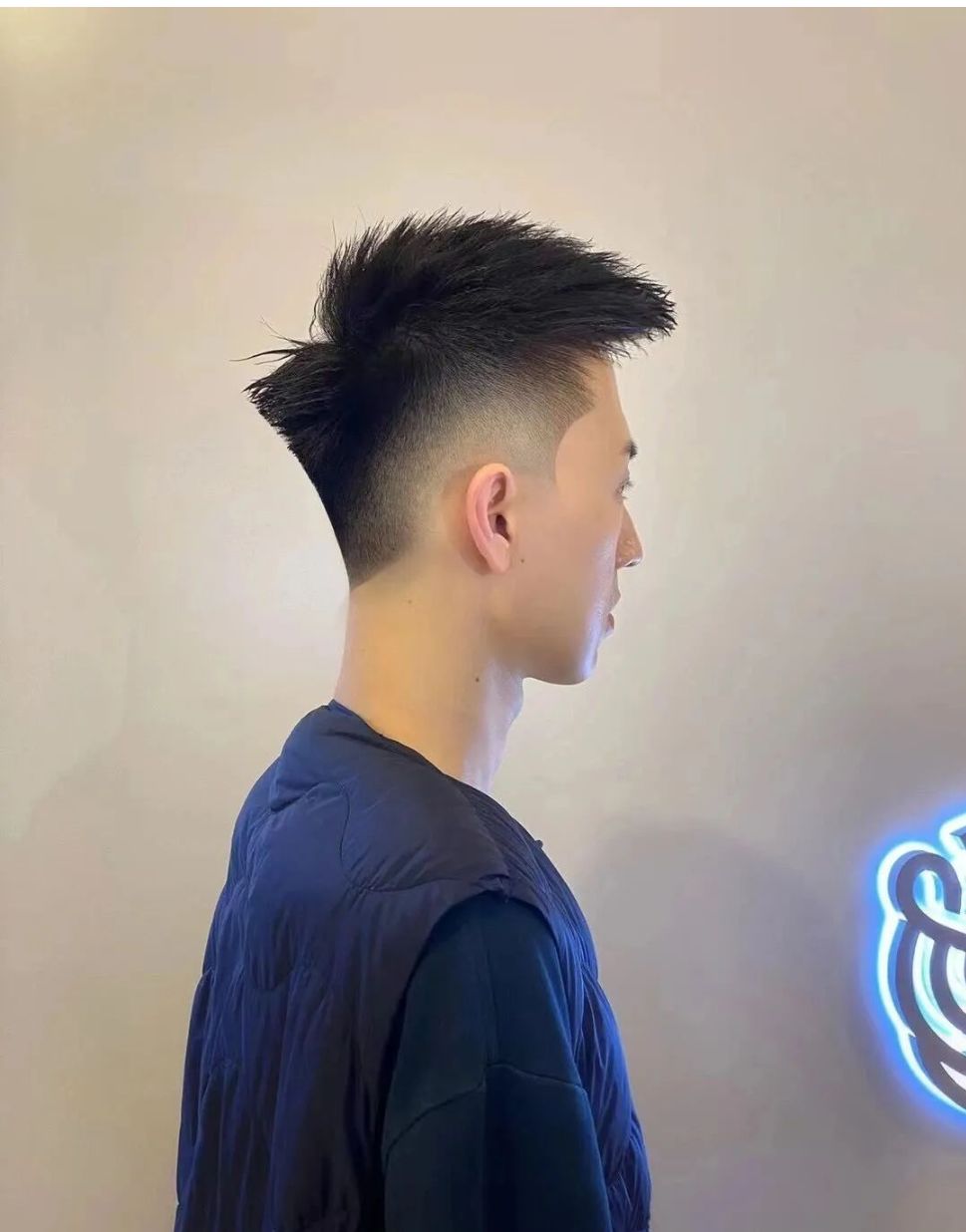 底妆 男士发型不论怎么剪，最火还是这几种，简直帅到没朋友