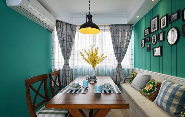 小户型餐厅卡座设计,给家1平米的情调!
