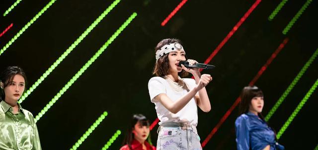 声生不息|《声生不息》三公落幕，李玟获独唱金曲，《下一站天后》温暖催泪