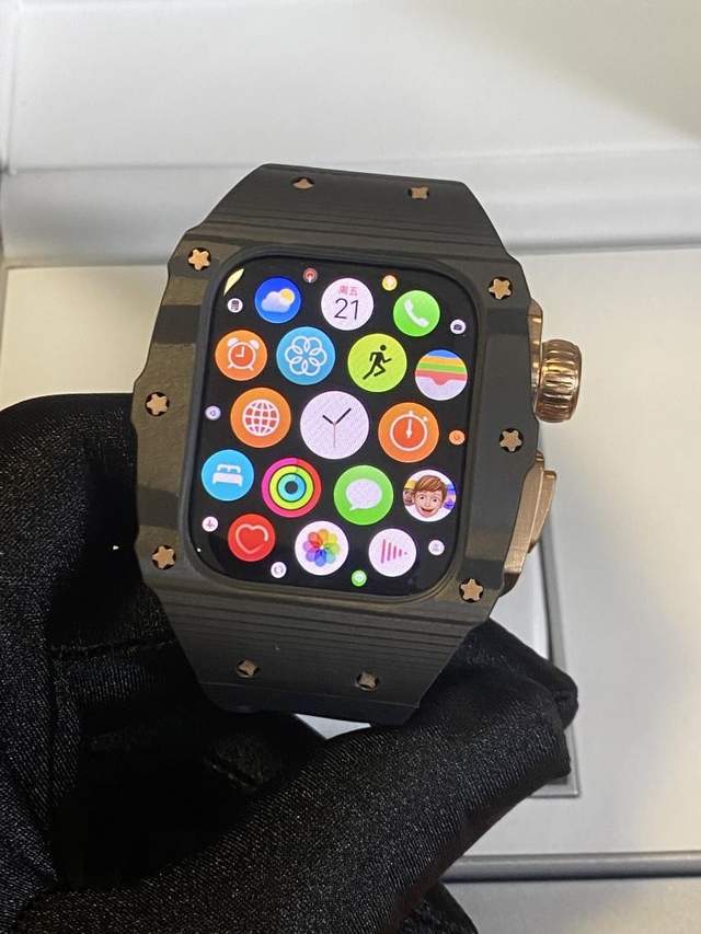 Apple Watch|爱定族带Apple watch S7一飞冲天，智能手表的天花板，你心动了吗？