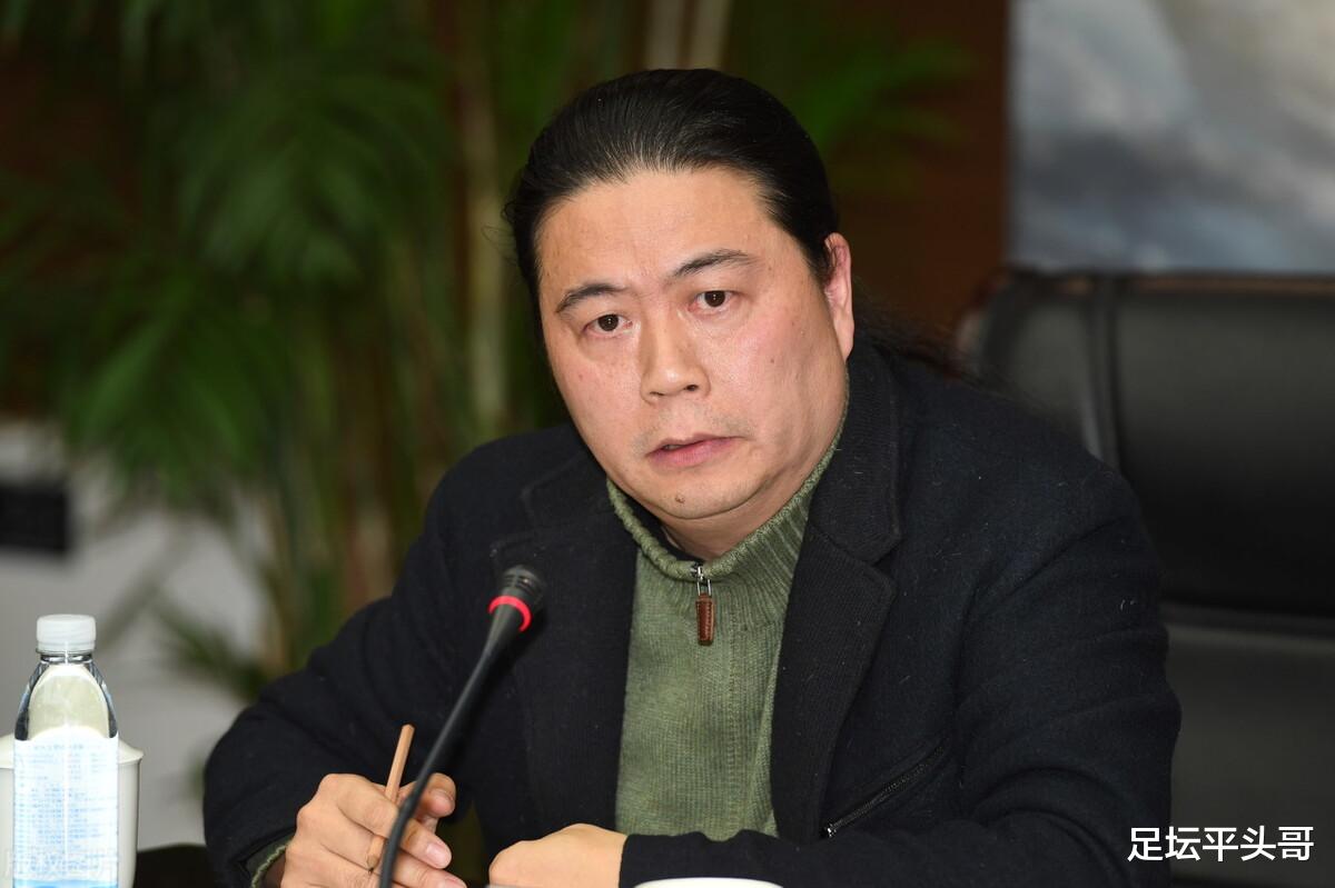 男足|一针见血！汪海林评国足：毫无斗志，世界上“最懒惰”的球队