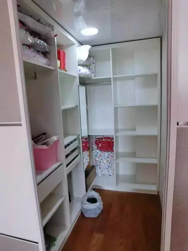 姑妈买了112㎡的新房,没想到刚装完,表弟立马带女朋友回来!