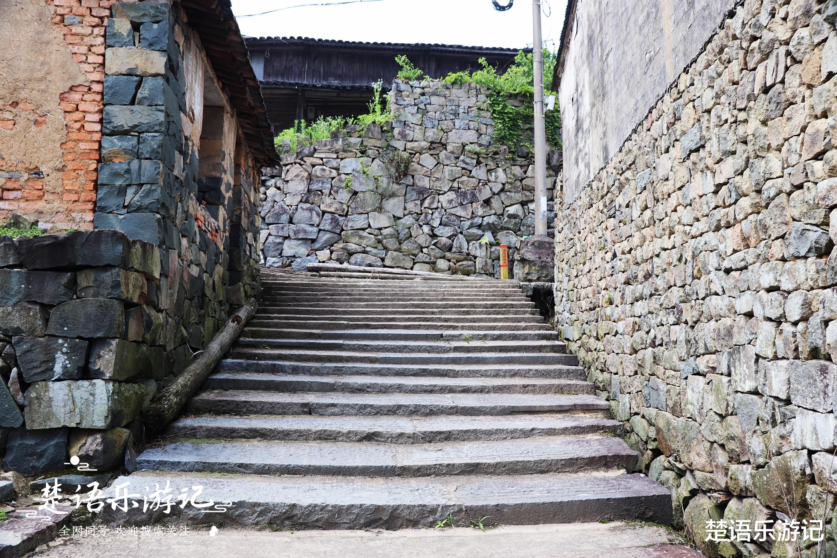 宁波|坐拥山水却少有人知，宁波这个古村有些低调，村子里竟有多处古迹