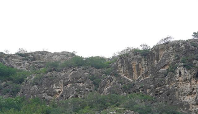 汾酒|东北第一座寺院在哪?就藏在辽宁这座小城内,景点还是乾隆所赐名