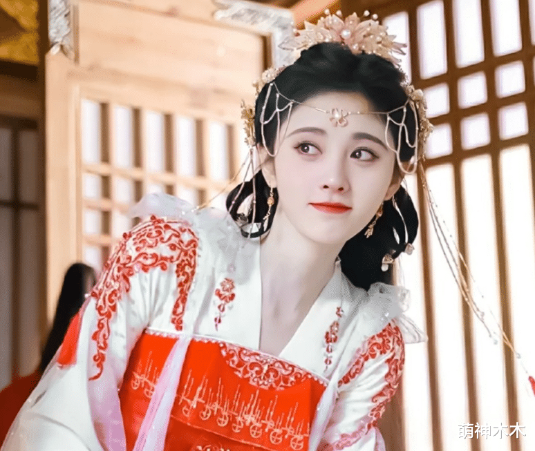 高伟光|高伟光新剧开机，泡面头造型拉低颜值，脸部浮肿苍老太难看