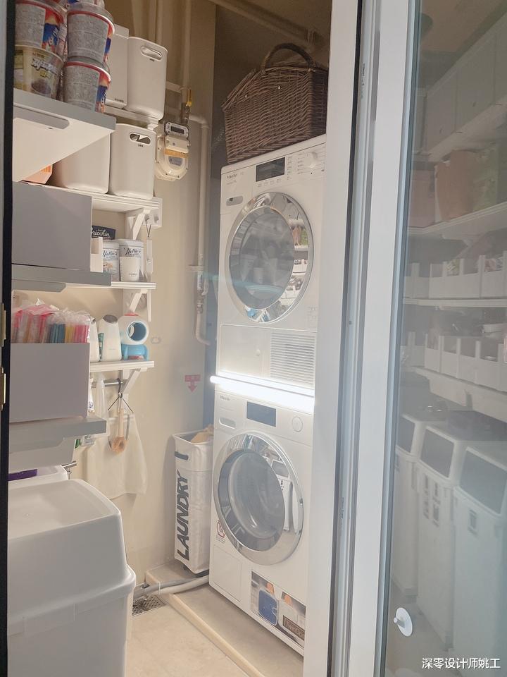 韩国主妇收纳堪称一绝,不到2㎡的储物间,收纳同时还能做洗衣房