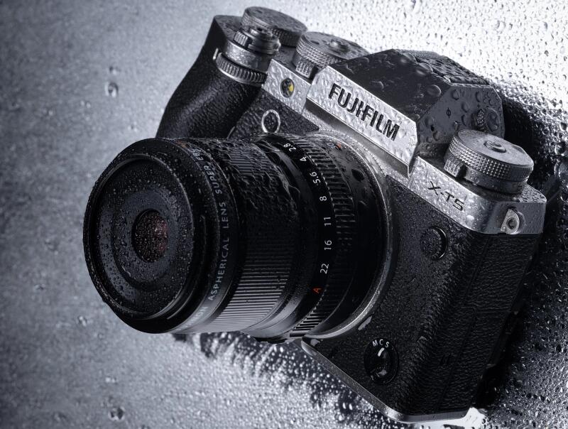 富士新款 X-T5 相机与富士 XF30mm F2.8 微距镜头 齐亮相