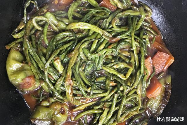 林更新|林更新晒自己的晚餐,引来9万点赞,网友:“厨神”回归做了个啥