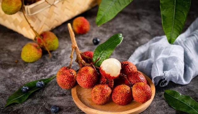 为何白血病屡见不鲜?“3菜、3鱼、3果”或含甲醛,请主动远离