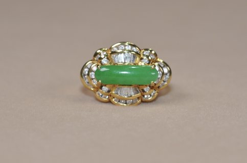 钻石|欧洲古董18k金镶翡翠钻石戒指