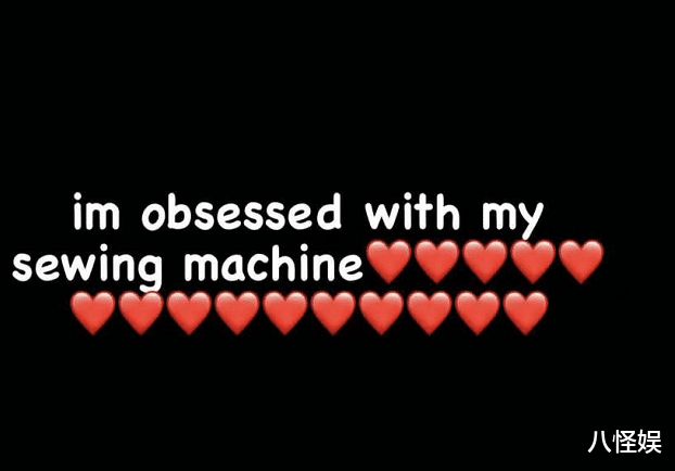 黄磊|黄磊女儿多多沉迷于缝纫机，用旧衣服做包颇具设计感，真心灵手巧