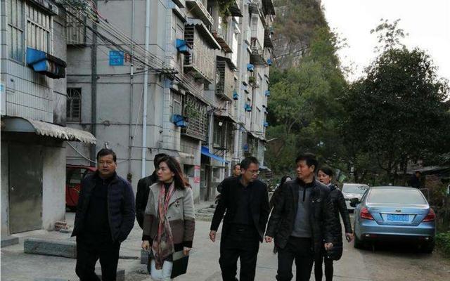 广西一男童被母亲禁锢9年,没上过学,没见过外面的楼,最终获救
