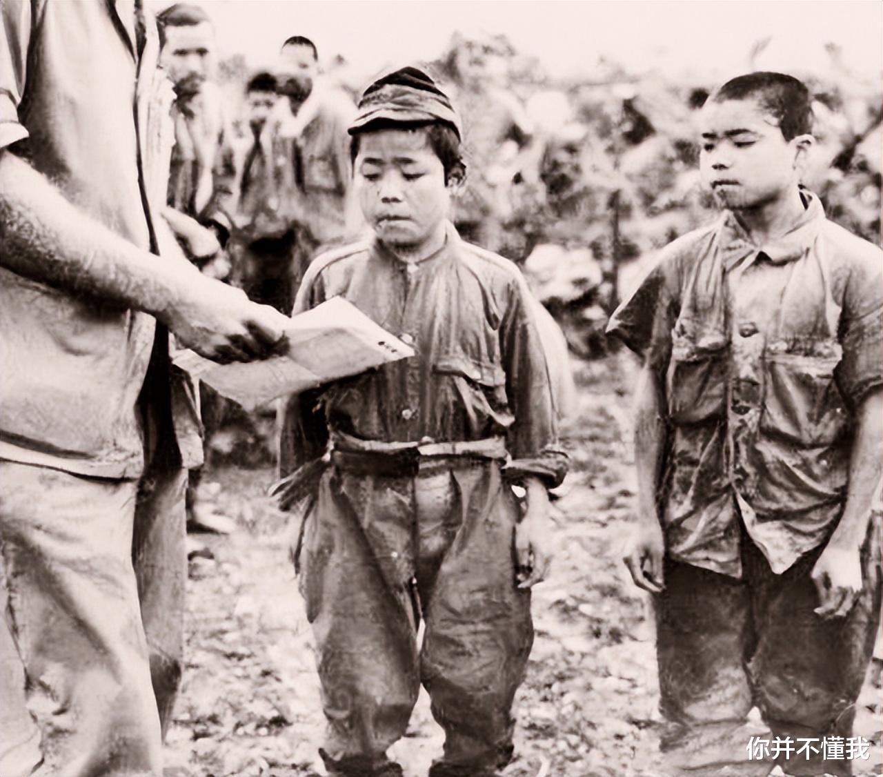 日本民众如何看待日本二战中的暴行?有人嬉笑,有人不愿直面历史