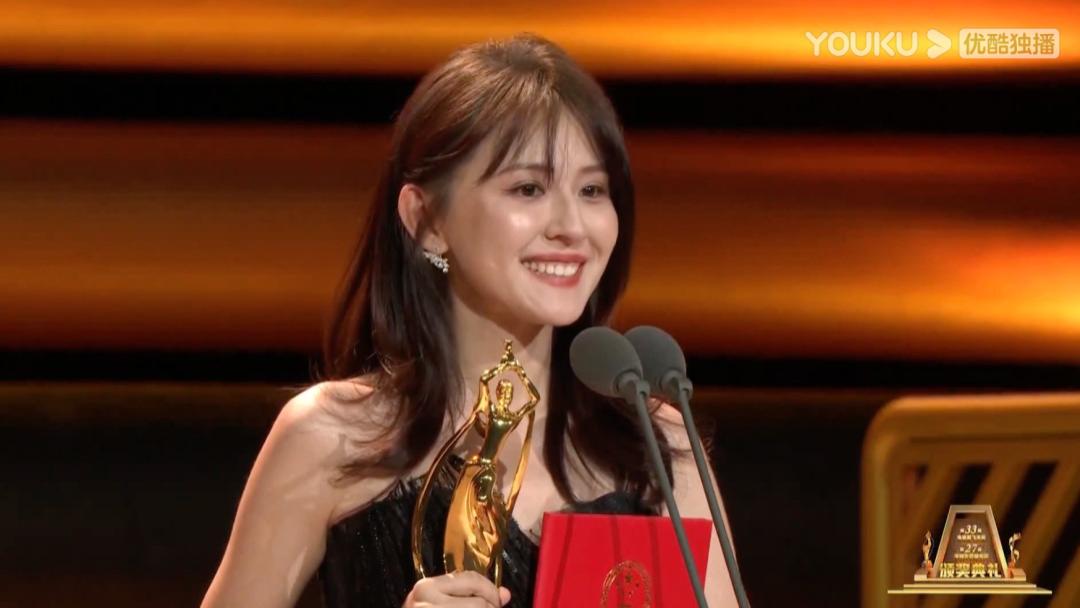 孙俪|热依扎获奖，孙俪落泪，《山海情》成为飞天奖最大赢家