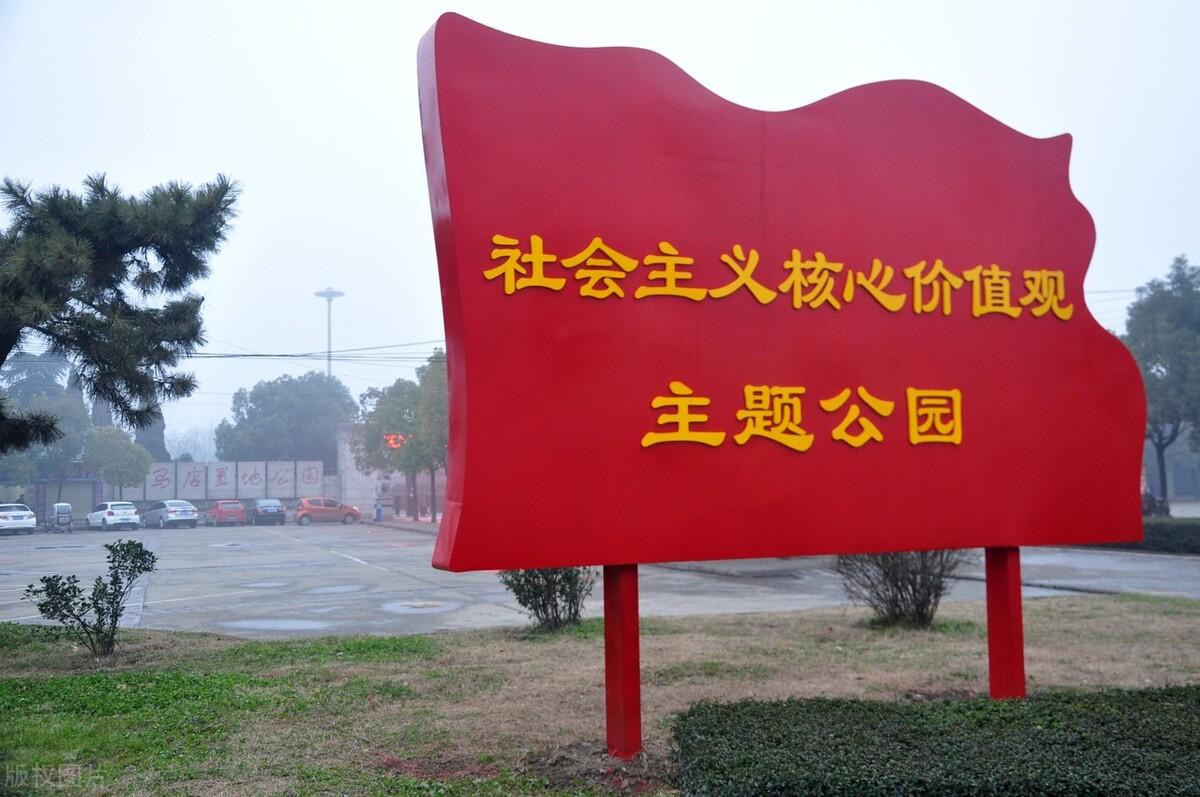 3岁孩子景区拉尿,遭路人嘲讽,谁是谁非?