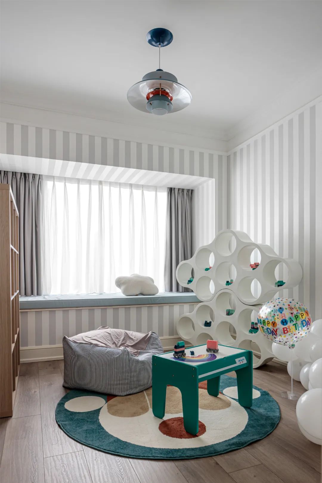 装修案例 | 140㎡偏北欧风格,多种调色点缀空间,感受生活的多姿多彩