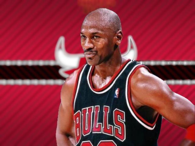 迈克尔·乔丹|全美票选NBA历史第一人！乔丹支持率跌破30％，科比飙升，詹皇逆袭