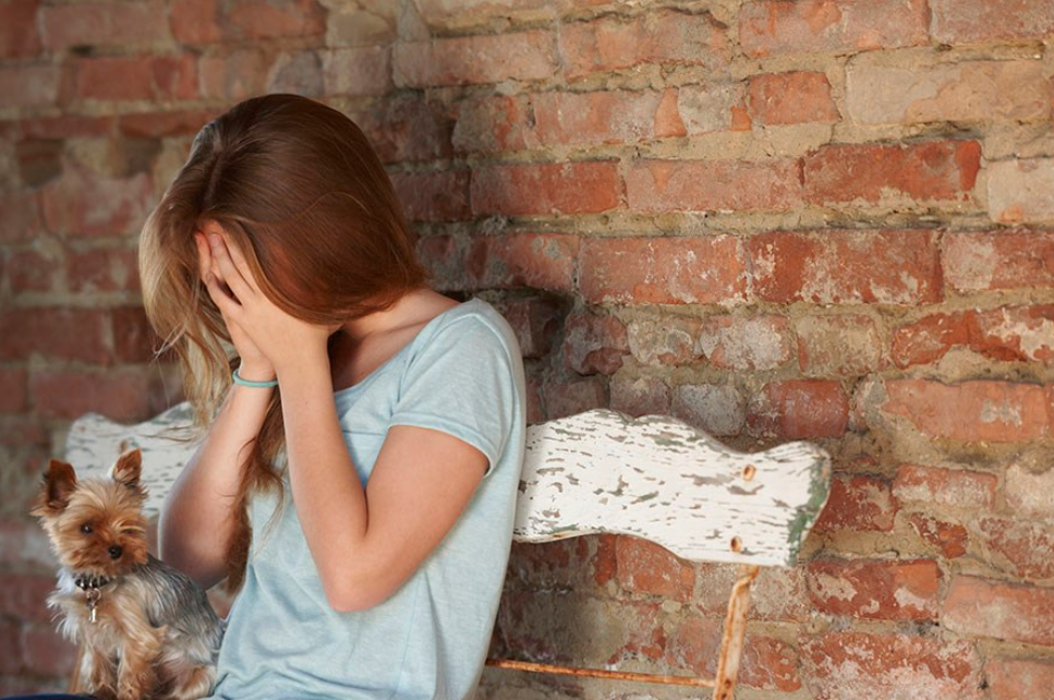 大学|高考712分学霸伍继红：毕业后二婚嫁给光棍，连生5娃靠低保生活