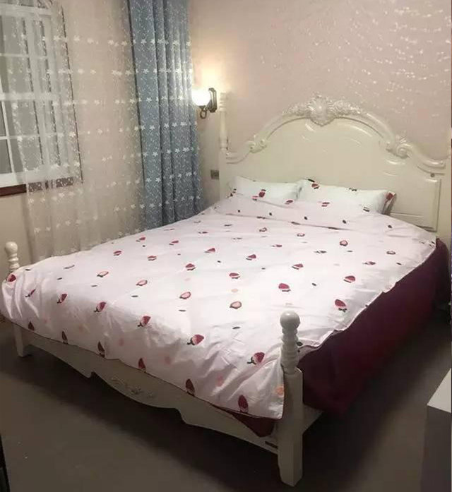 农村小伙自建别墅,盖房仅花25万,但装修却花费近百万!