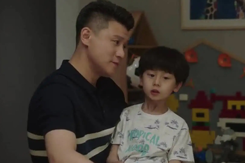 蒋静|同样是在家带孩子,为何李宇文被称为好男人,蒋静却成了傻女人?